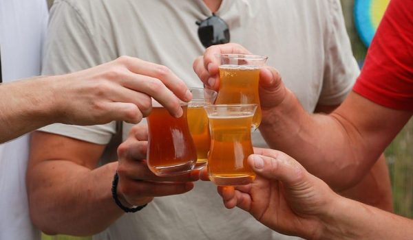 Proost op het bierfestival in Reeuwijk